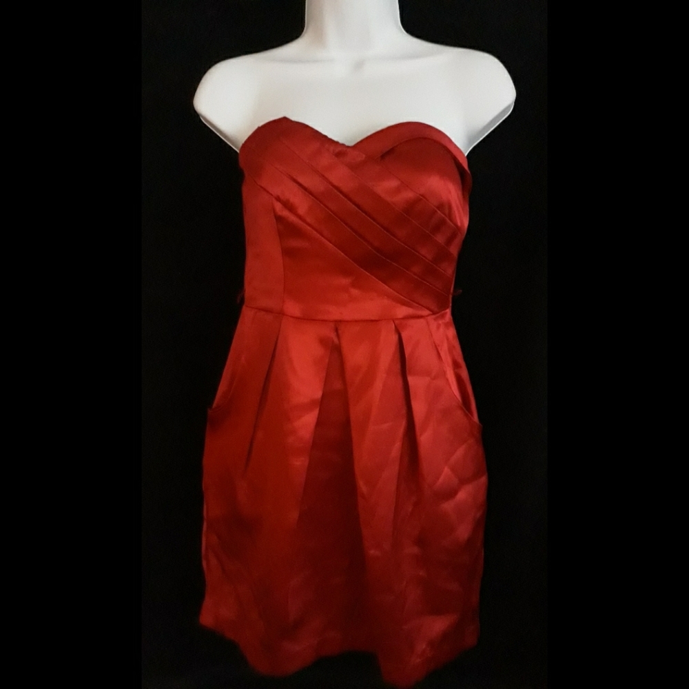 Red strapless dress